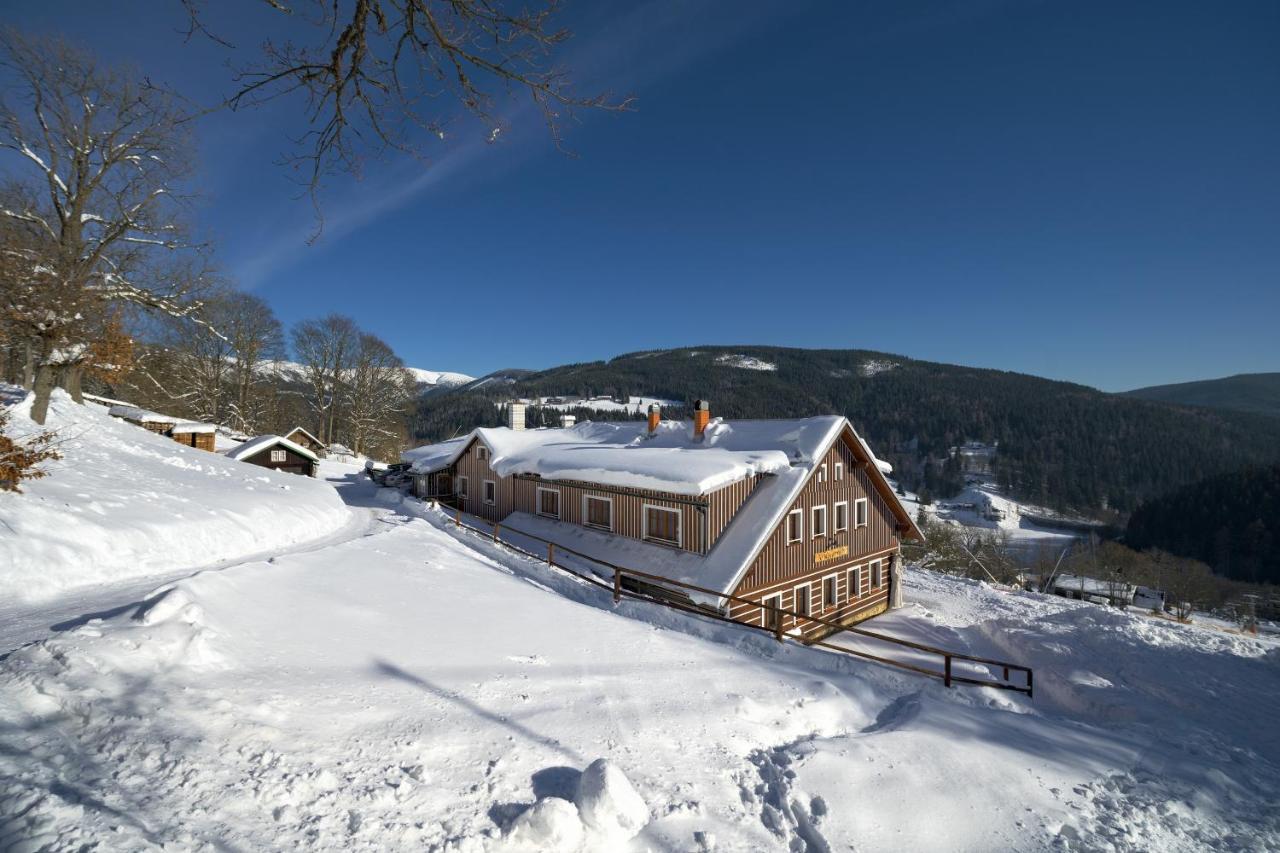 U Novotnych Hotel Spindleruv Mlyn Exterior photo